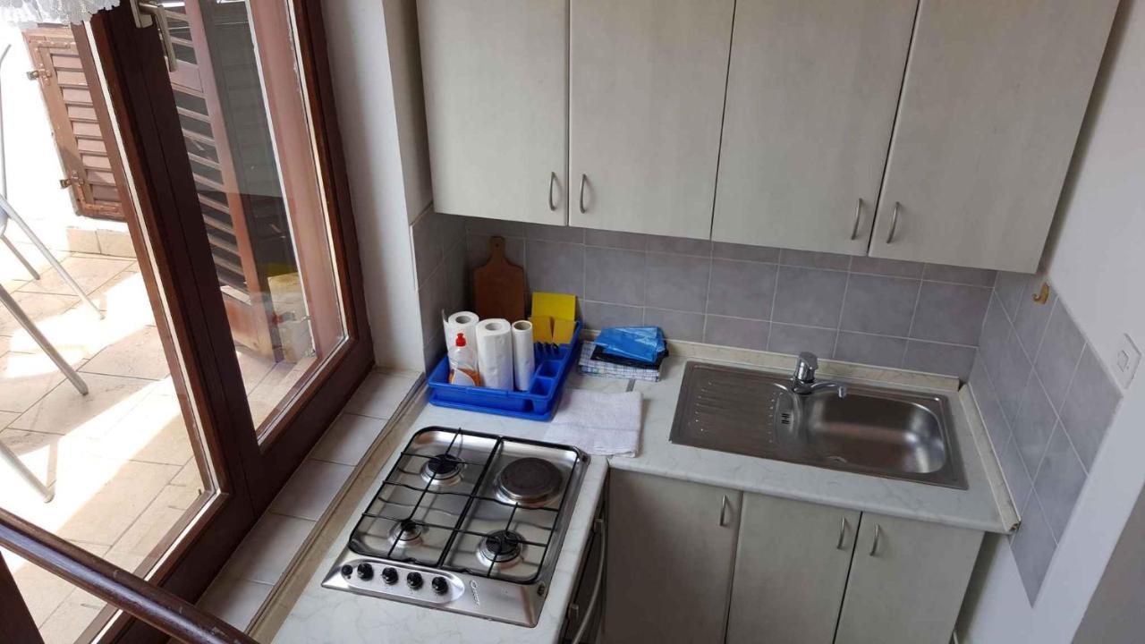 Apartment In Selce 5880 Exterior photo